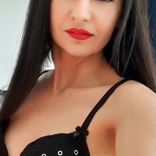 MiraLocks striptease Model - MiraLocks striptease