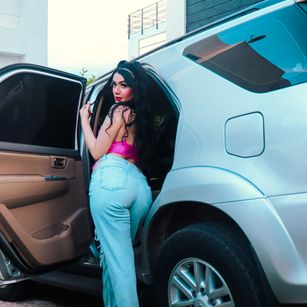 EmilyPrada fingering Model - EmilyPrada fingering