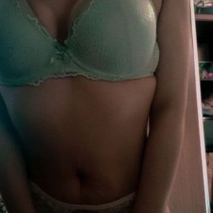 Model - Kiss Lips bigtits