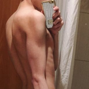 Model - Andy uncut