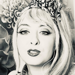 MISSwithDOLLS speculum Model - MISSwithDOLLS speculum