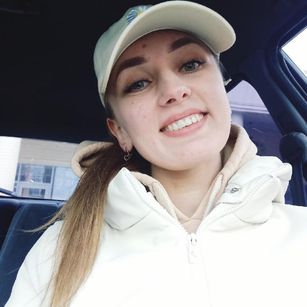 CaitlinaJayne Hot Model - CaitlinaJayne Hot