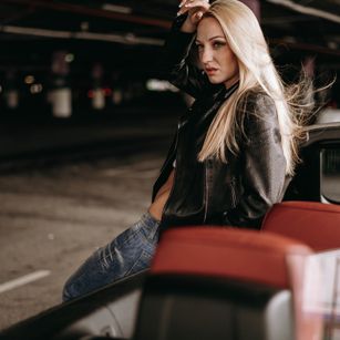 Model - Kelly Shaw dirtytalk