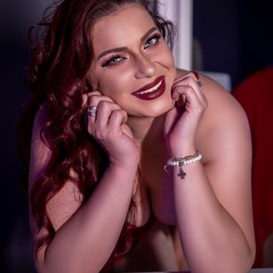 Model - QueenNatasha ass