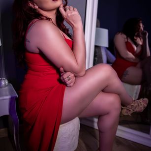 Model - QueenNatasha feet