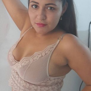 Model - DEISY JOHANA DUARTE carismatica