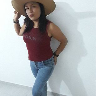 Model - DEISY JOHANA DUARTE APACIONADA
