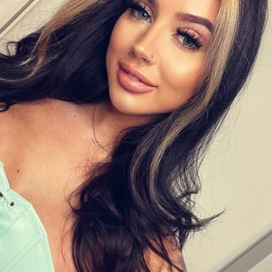 Amira Evans bigtits Model - Amira Evans bigtits