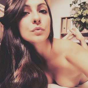 UrAnnaSweetie dildo Model - UrAnnaSweetie dildo