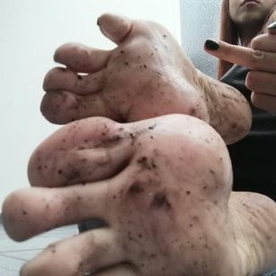 FEET ADDICTION mistress Model - FEET ADDICTION mistress