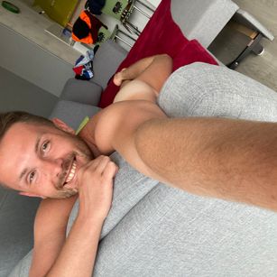 Oliver Bishop LOVENSE Model - Oliver Bishop LOVENSE