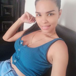 Model - Natasha deepthroat