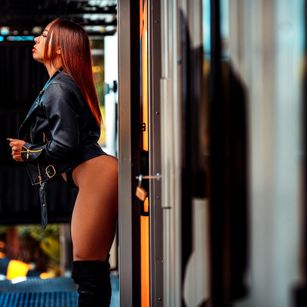 JasmineRoxy fingering Model - JasmineRoxy fingering