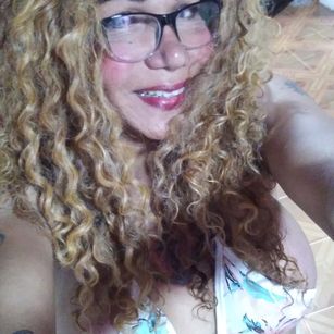 Roberta Horny enjoy Model - Roberta Horny enjoy