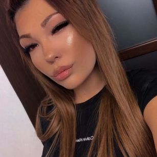 Model - Sophie Sin dildo