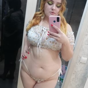 Model - Alisha bigass