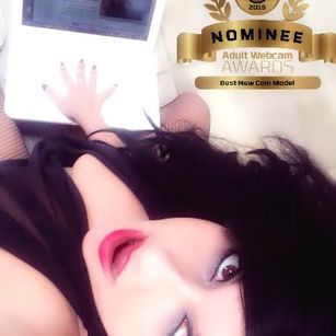 Model - Lexi Luxxe 8