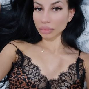 Model - Mirunaairam ass