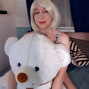 TheTrixy cum Model - TheTrixy cum