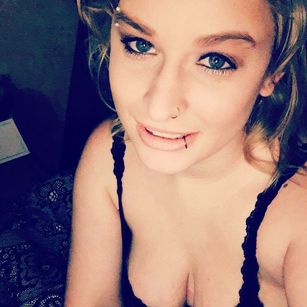 Model - Chloe minx  8