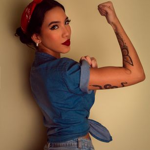 Model - KylieWhite anal