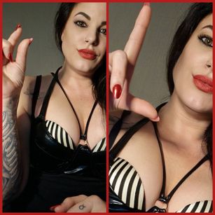 Mistress.Xena80 queen Model - Mistress.Xena80 queen