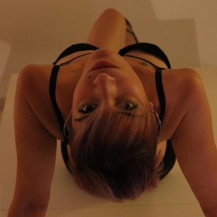Model - Sasha Black 5