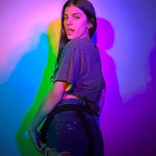 Model - LucyPurple kinky