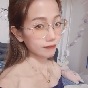 Titila shaved Model - Titila shaved