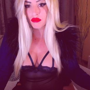 1FemDomQueen Blonde Model - 1FemDomQueen Blonde