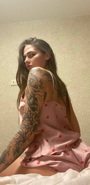 NaomiLisss dp Model - NaomiLisss dp