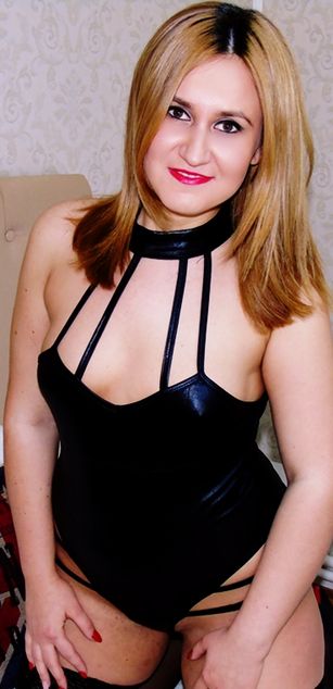 Model - Alison 2