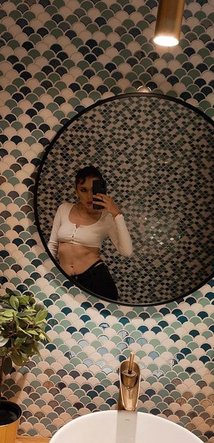 Model - Ruby Stones fetish