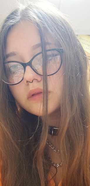 Model - Sweet Heart Lady blowjob