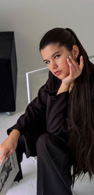 Model - EmmaParks curvy
