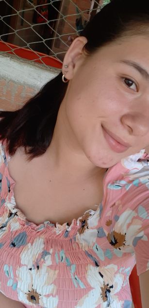 Model - NessaPretty latin