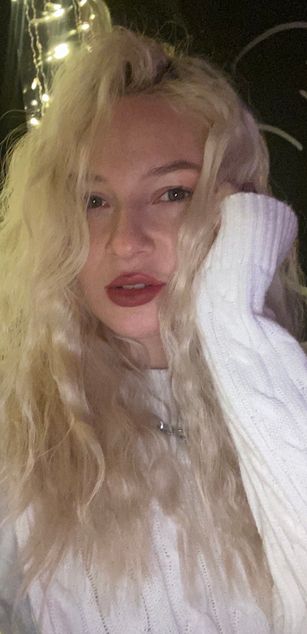 Model - Angelmood smalltits
