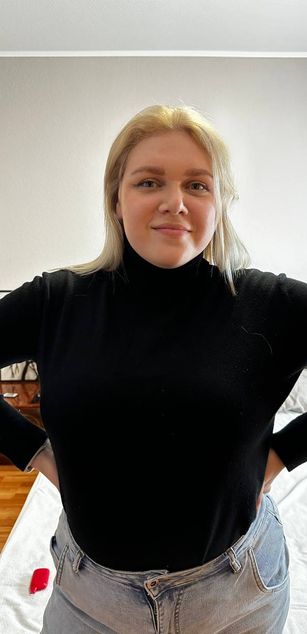 Model - Valentina sexy
