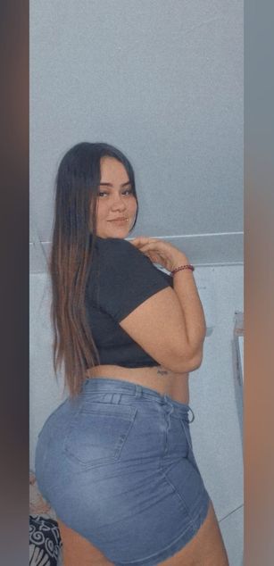 Model - Amelia blowjob