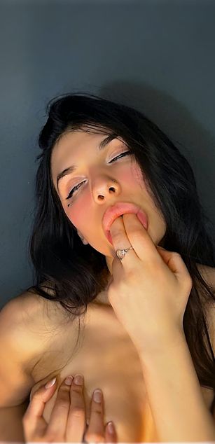 LucyPurple sexy Model - LucyPurple sexy