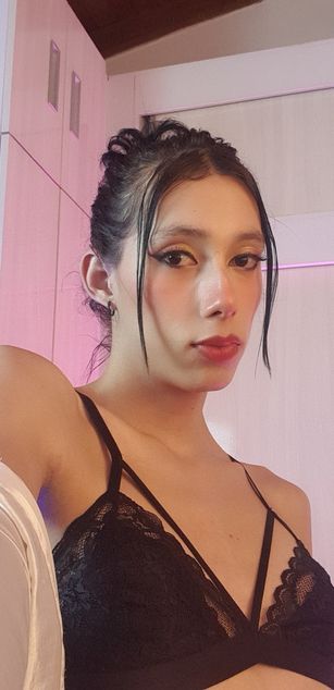 Model - Doja Alice Soto Mejia bigass