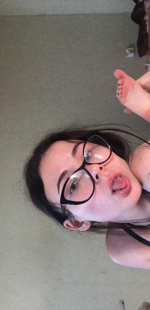 Model - Sirena deepthroat