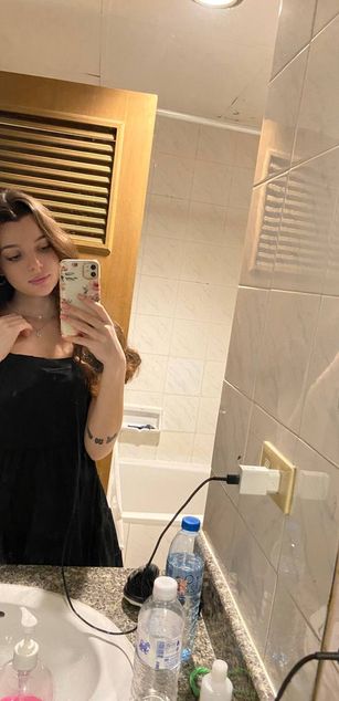 Model - Mira young