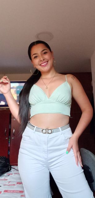 Model - Iris Moira blowjob