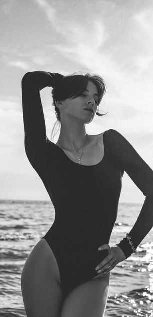 Model - MollyVitkovskaya teen