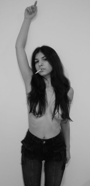 Model - LucyPurple sexy