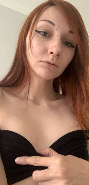 Model - Hanna deepthroat