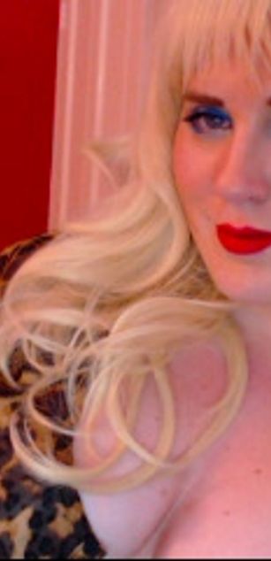 Model - MissAnnaX 2