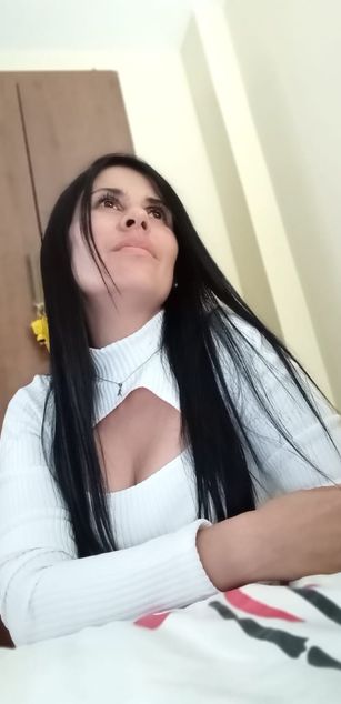 Melanilove latin Model - Melanilove latin