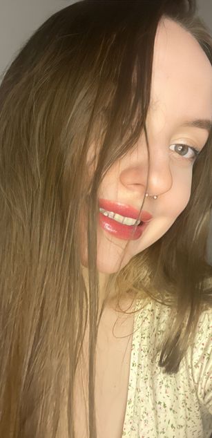 Model - Charlotta Apple ass